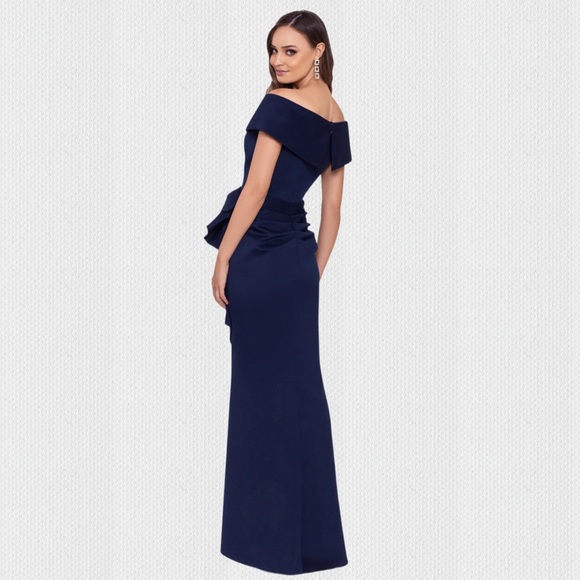 NWT Xscape Long Off Shoulder Sweetheart Neck Side Ruffle Gown, Navy Sz 16 - Picture 4 of 7
